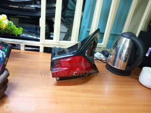 Lexus 200rx Taillight