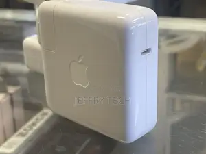 Genuine Apple 67W USB-C Power Adapter - A2518 MKU63AM/A Grad
