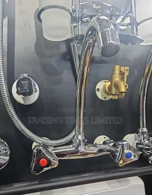 Lirlee Mixer Tap With Swivel Action