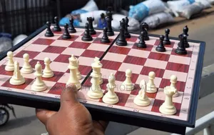 Magnetic Chess Board * 