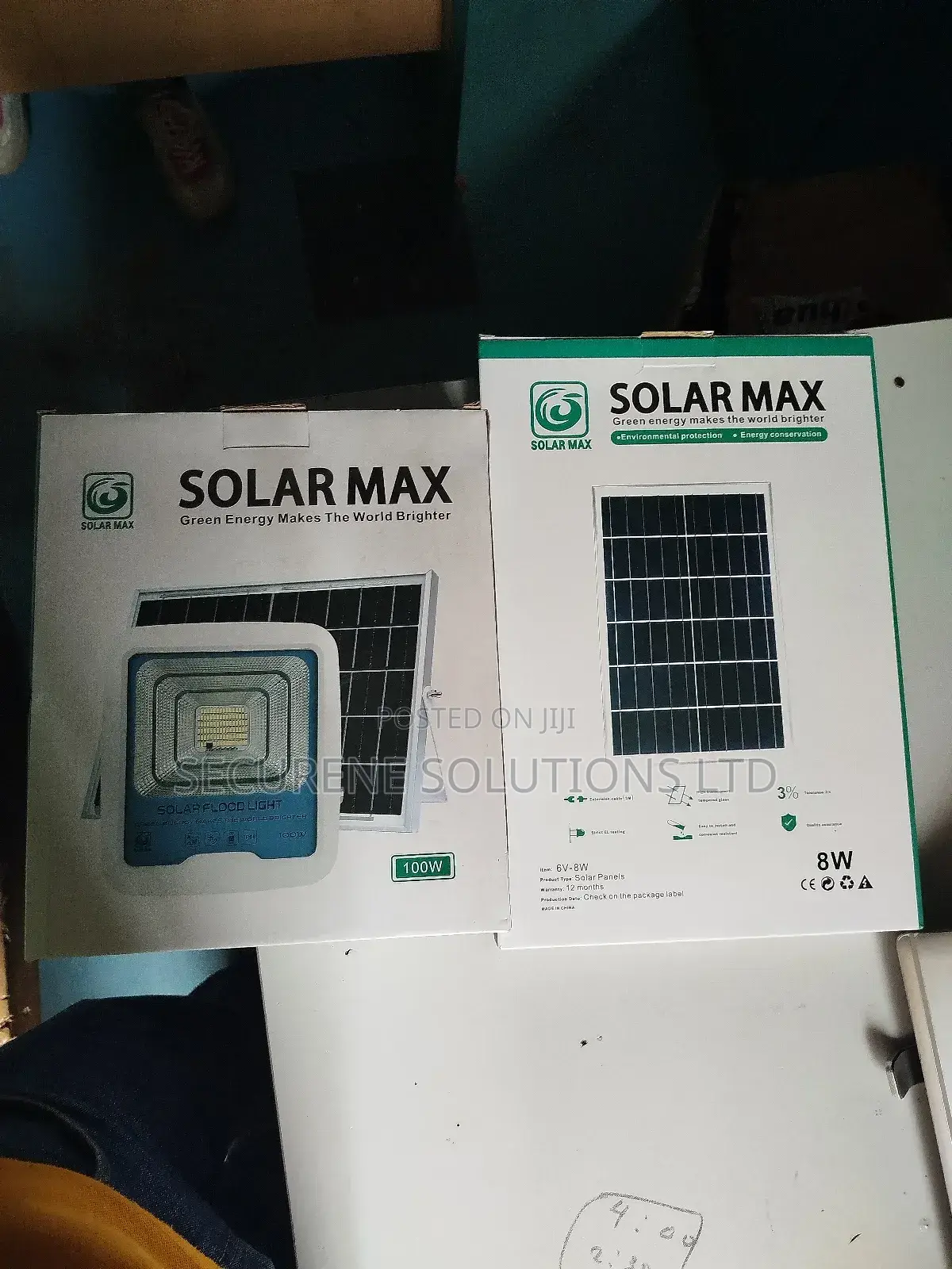100 Watts Solar Floodlight Solarmax With 8 Watts Solar Panel