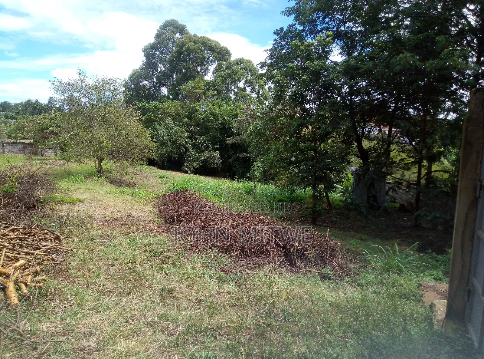 1 Acre With River Frontage Muthaiga North