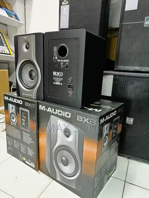 Bx8 Carbon, Studio Monitors,