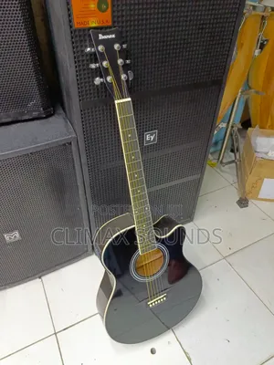 Semi, 40 Ibanez Guitar,