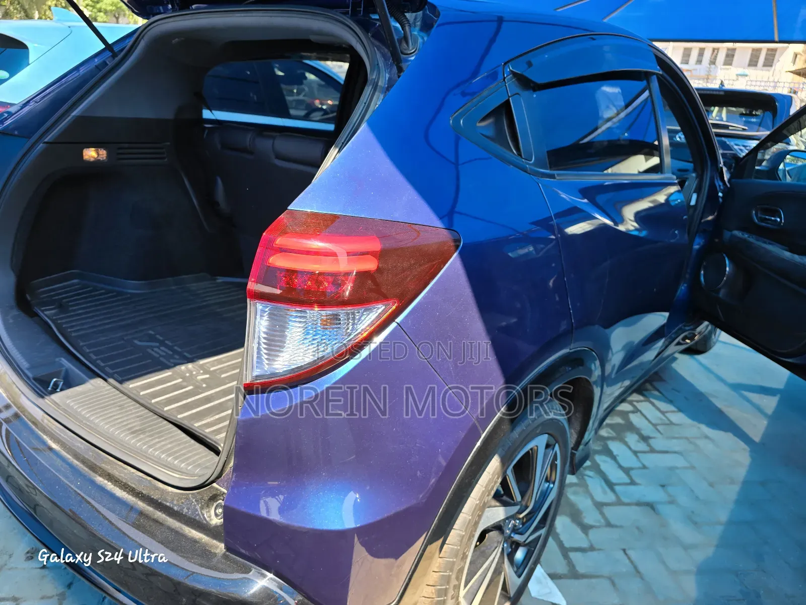 Honda Vezel 2017 Blue
