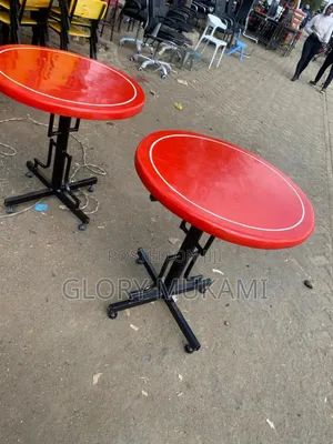 Restaurants and Bar Round Table