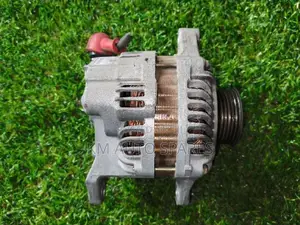 Nissan Qg18 Alternator for Wingroad, Bluebird, Ad, Fb15.