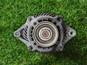 Nissan Qg18 Alternator for Wingroad, Bluebird, Ad, Fb15.