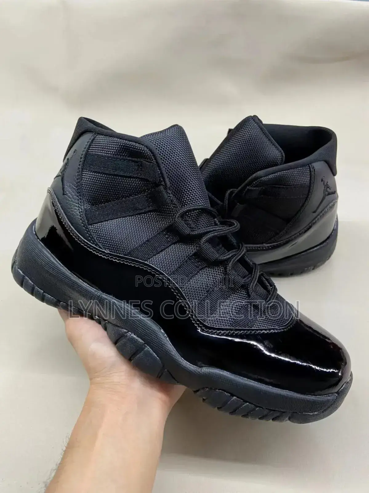 Jordan 11 , J11