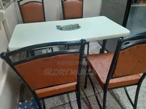 Restaurants and Bar Table
