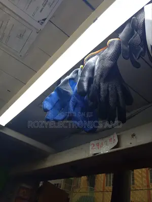 Hands Gloves At Affordable Price