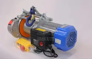1500kgs Hoist Available