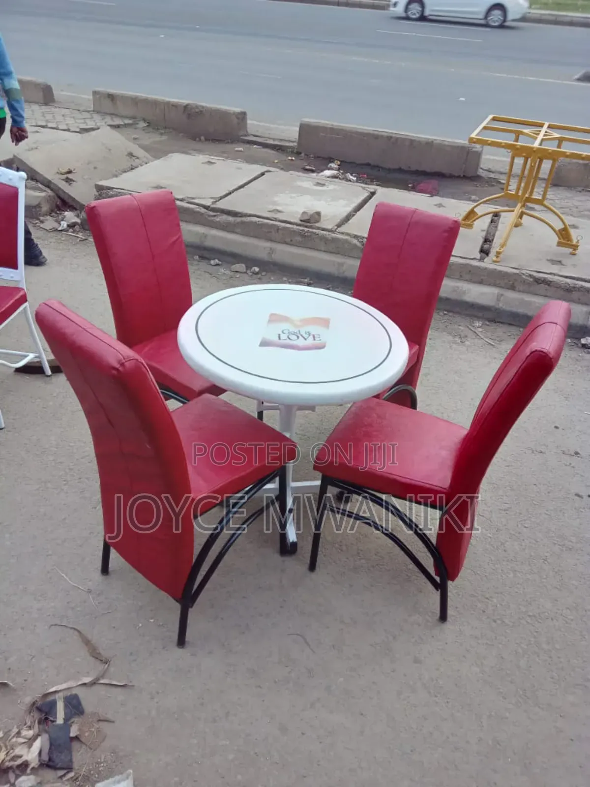 Restaurant Executive Set, Red and White Round Table 