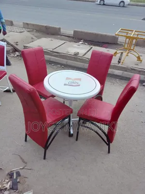Restaurant Executive Set, Red and White Round Table 