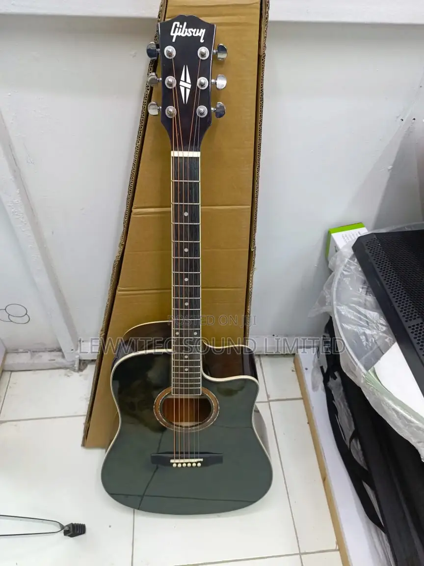 Black Gibson Guitar,