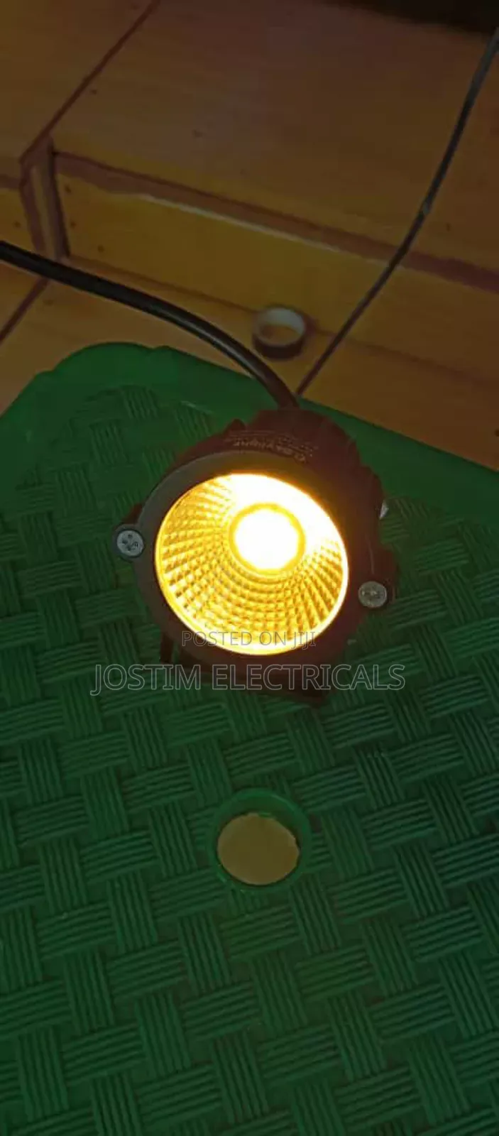 Spike Light Gold