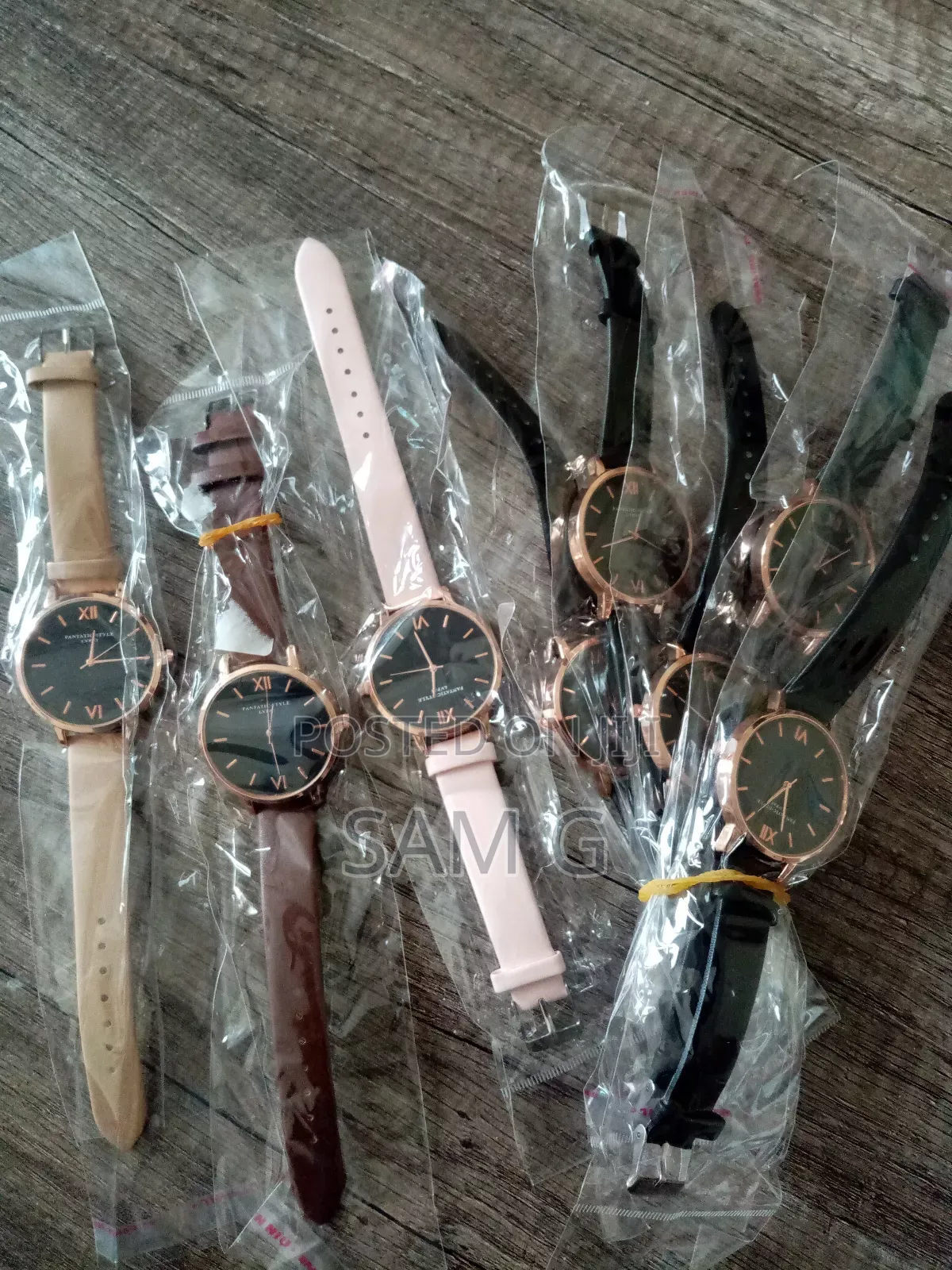 Fantastastic Style. LVPAI Quartz Watch