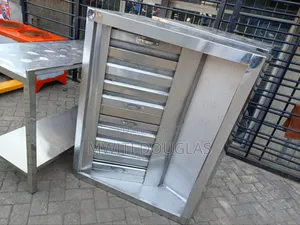 Delightful Modernized Stainless Steel Kitchen Hood