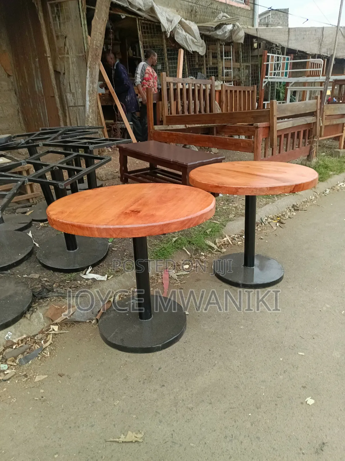 Wooden Restaurant Round Table 
