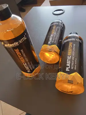 Engine Plastic Restorer Spray