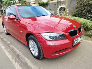 BMW 320i Sedan RWD 2008 Red