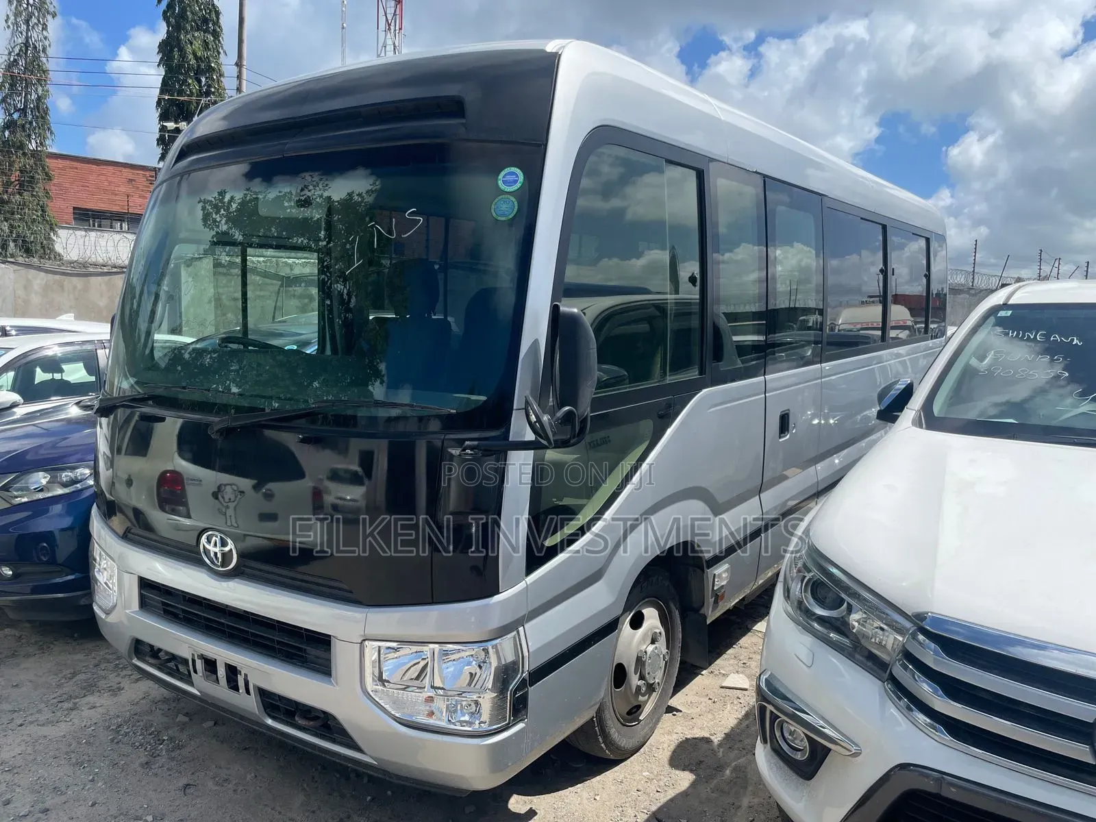 Toyota Coaster 2017 Silver