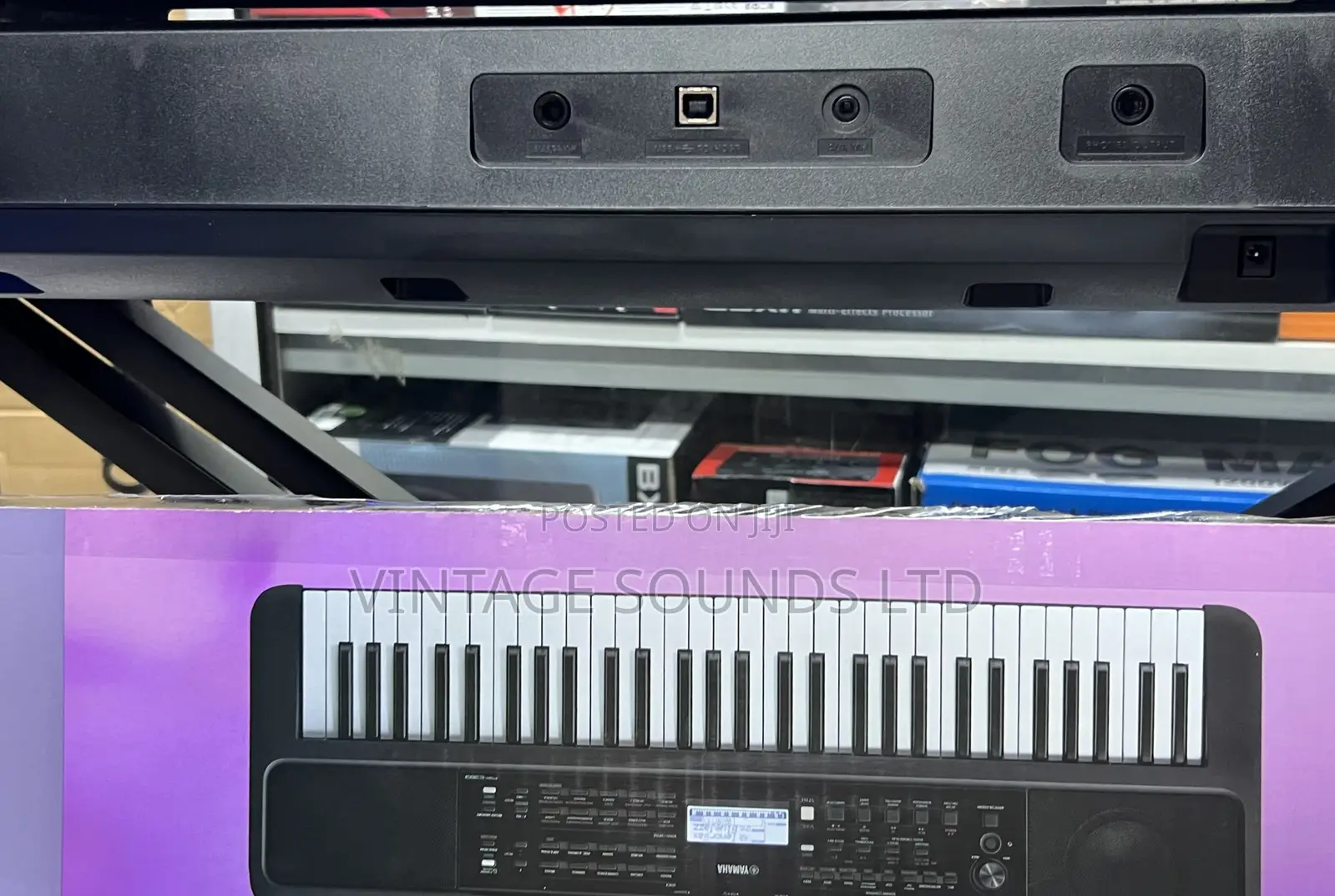 Yamaha PSR-E383 Portable Keyboard 61-Key, Advanced