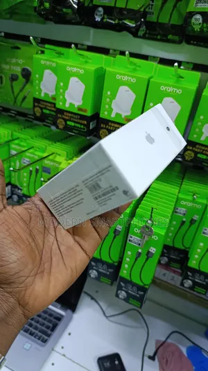 Apple Airpods Pro With Wireless Charging Case