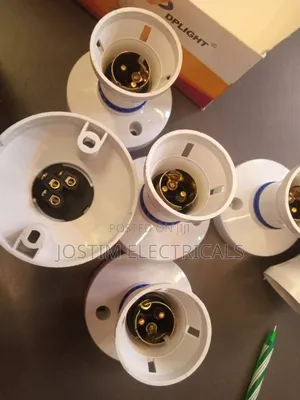 B22 Bulb Holder