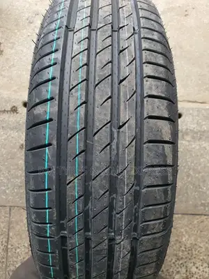 185 /65 R15 Maxtrek Tyres.