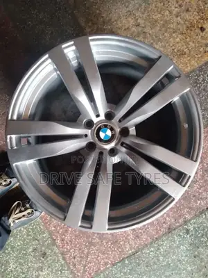 18 Inch BMW X3 Original Rims Set