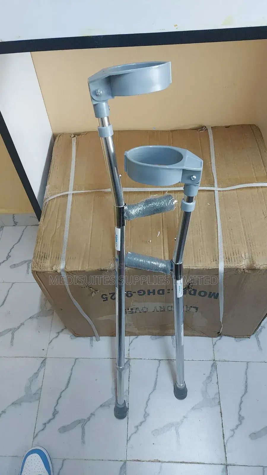 Elbow Crutches (Pair).