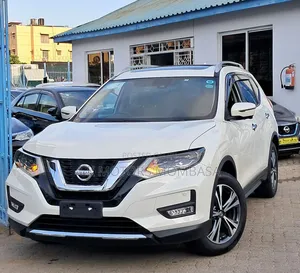Nissan X-Trail 2017 White
