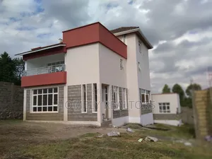 5bdrm Maisonette in Ngong Oloosurutia for sale