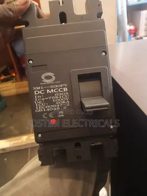 Solar System Circuit Breaker McCb 2pole 630A