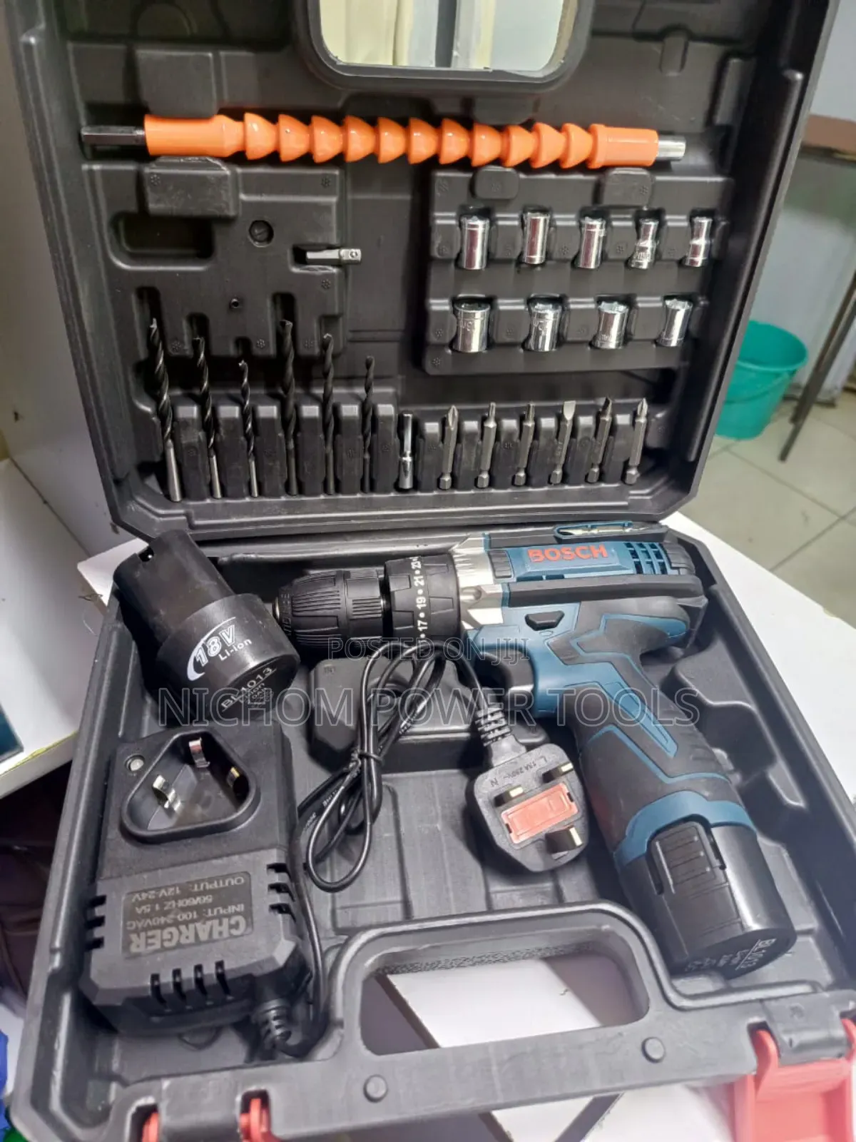 Bosch Rechargeable/Cordless Drill 18v