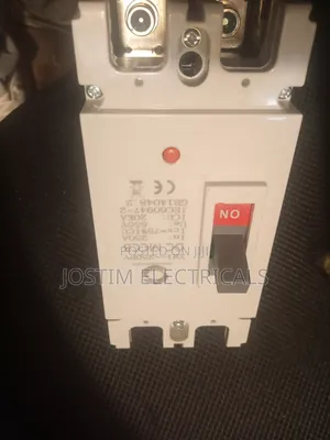 High Quality DC McCb Circuit Breaker 250A