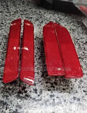 Rear Bumper Reflector Honda Crv/Cr-v