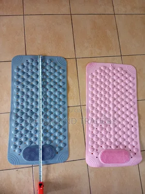 Non Slip Bath Mat / Shower Mat Size 70 Cm *36 Cm