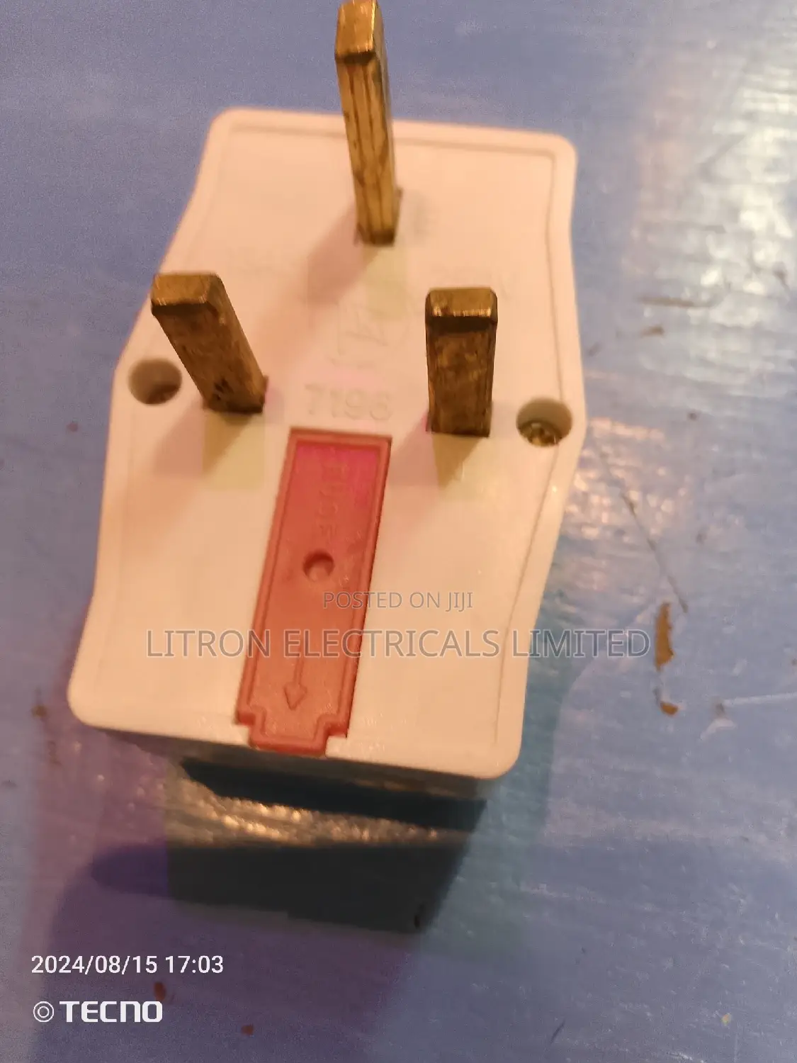3 Pin Multiplug