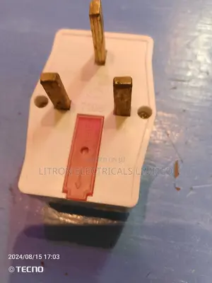 3 Pin Multiplug