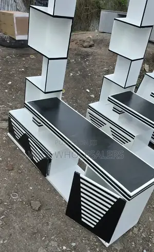 ✓✓√√Modern Tv Stand Fitted With Led Lights