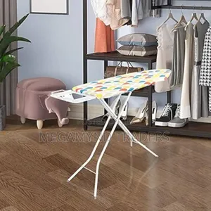 Ironing Board/Foldable Ironing Board