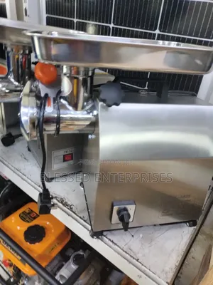 M 22 Meat Mincer/ Meat Grinder M 22