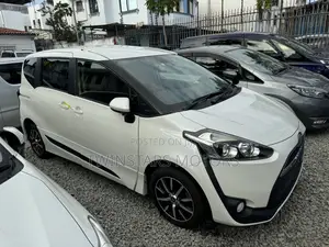 Toyota Sienta 1.5 FWD 2018 White