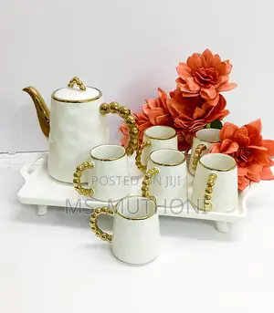 Exquisite Gold/White Tea Set
