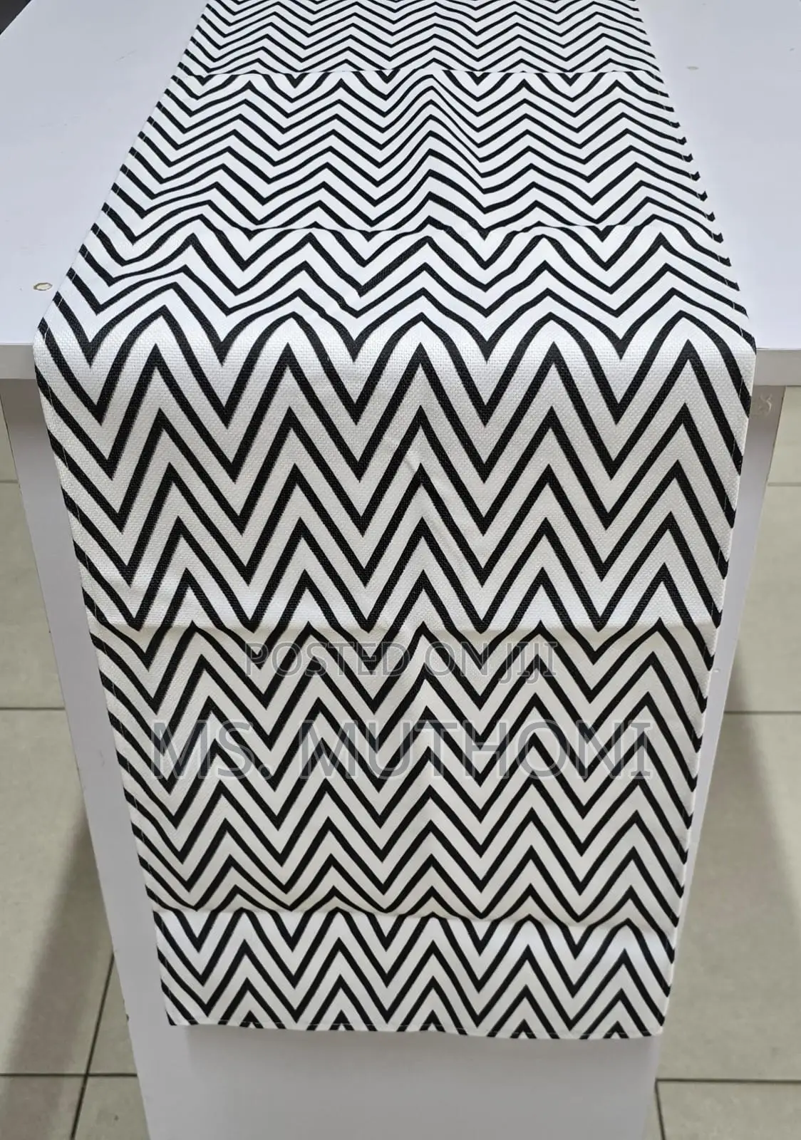 Unique and Elegant Table Runners*