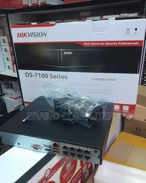Hikvision 8 Channels NVR Ds-7108ni-Q1/8p/M