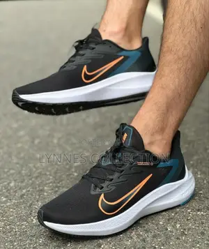 Nike Zoom Sneakers