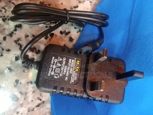 9v 2A Power Supply Adapter -